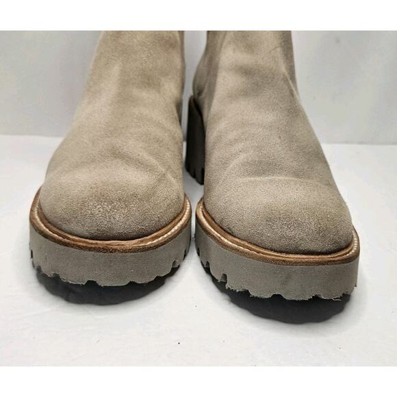 Dolce Vita Womens Boots 9.5 M Beige Suede Ankle Booties Chunky Heel Pull On - Picture 3 of 10